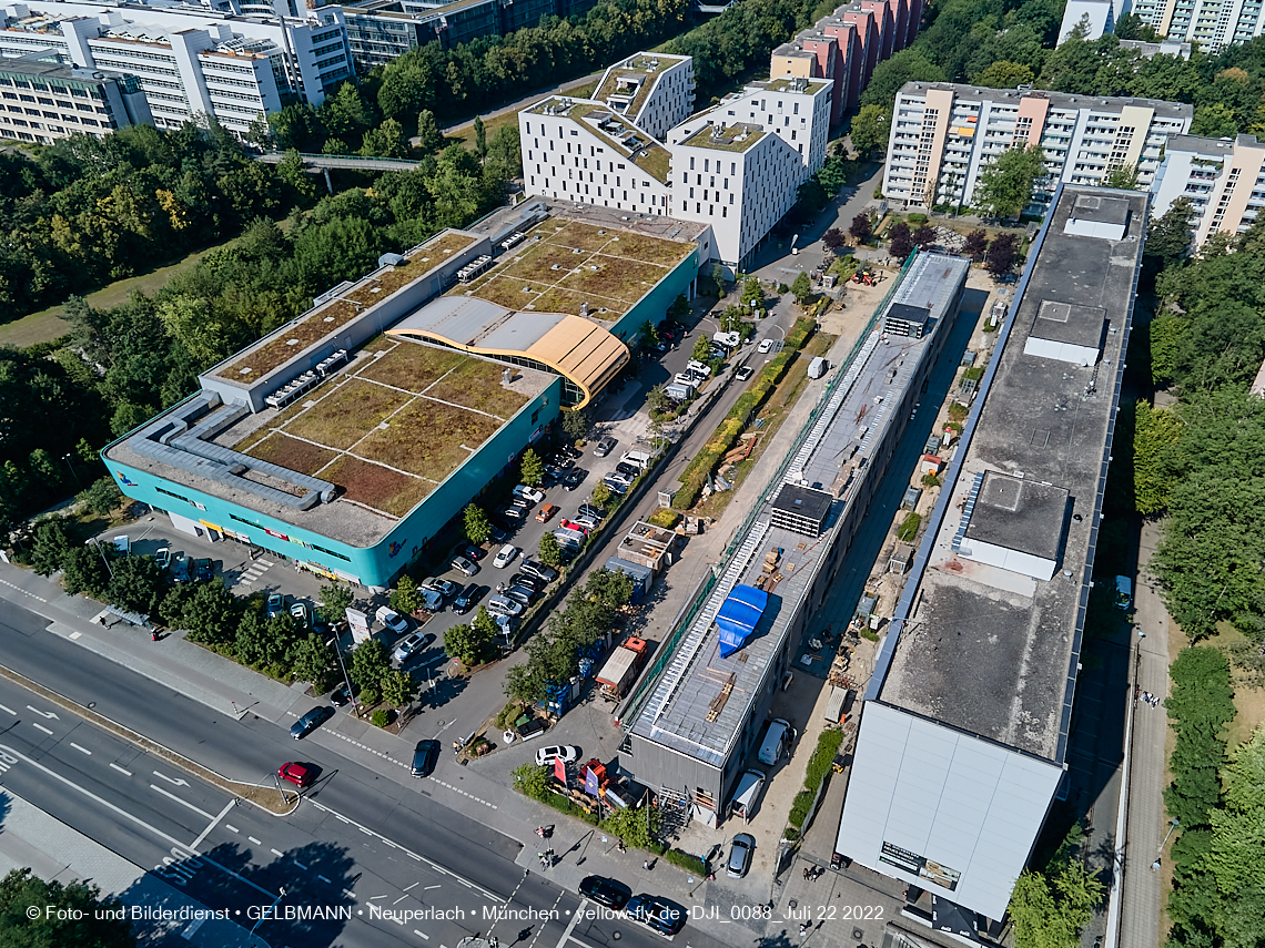 22.07.2022 - Plettzentrum und Montessori Schule in Neuperlach